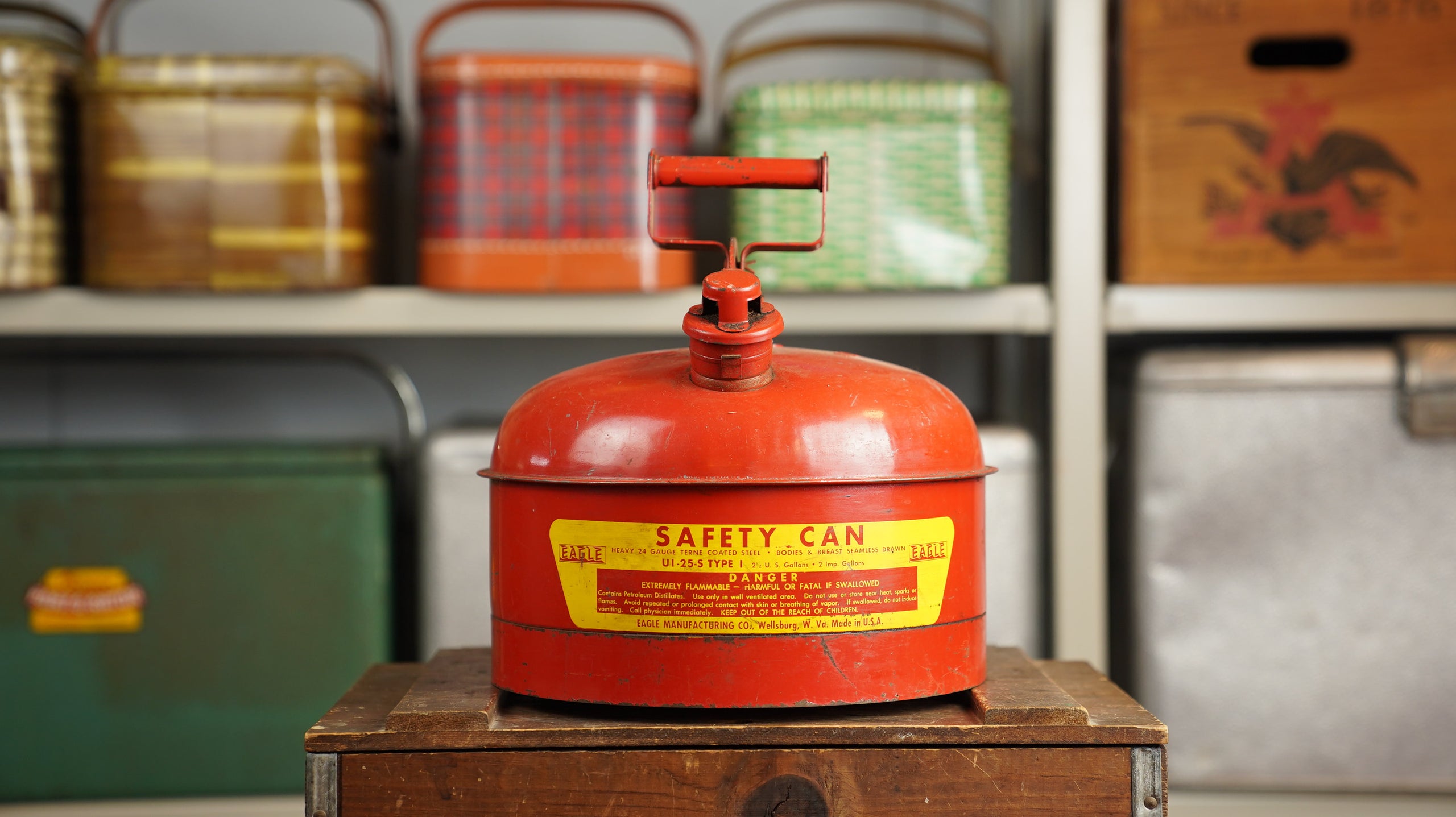 Vintage EAGLE Metal GasolinCan SafetyCan 1gallon Oil Can